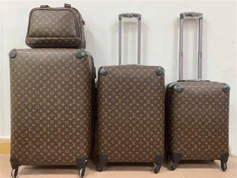 louis vuitton hat box luggage replica|false louis vuitton bag.